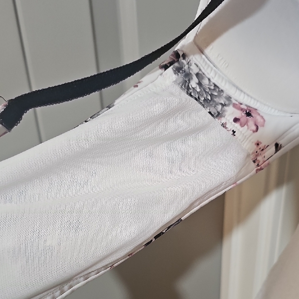 Torrid Pink and Black Floral Bra - Picture 4 of 10